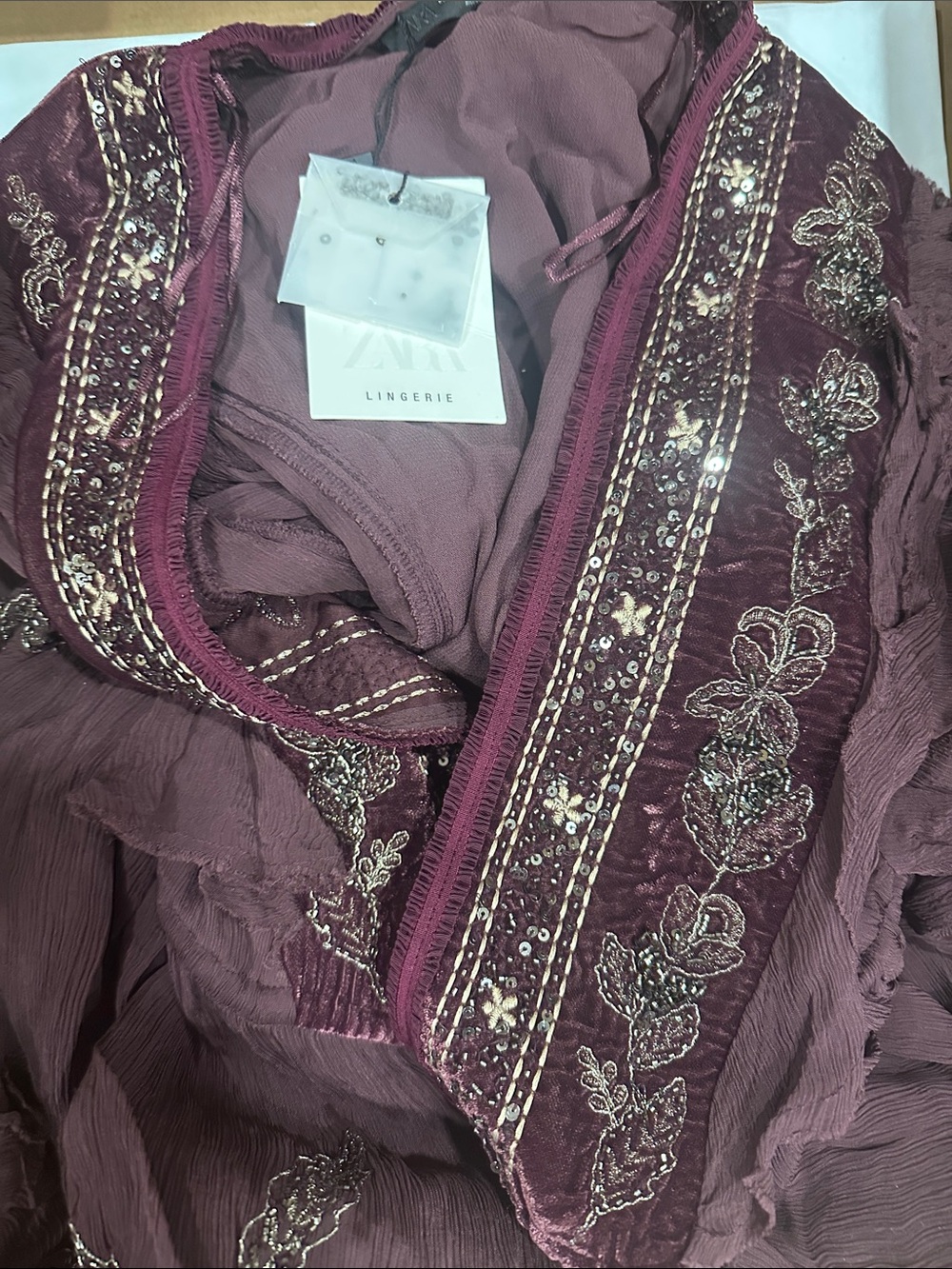 ZARA COMBINATION SEQUIN GEORGETTE TOP (M-L) - Picture 7 of 9